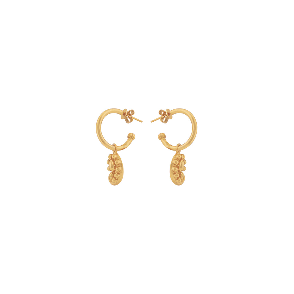 Anya Hoops
