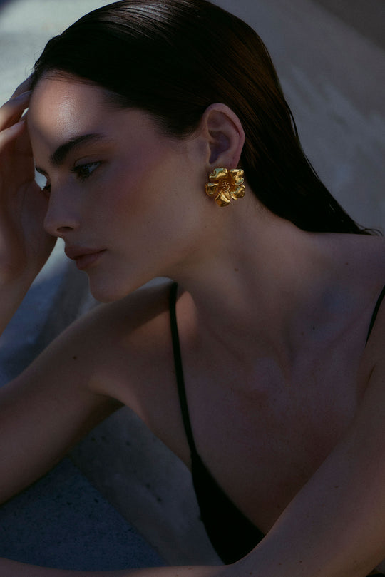 Hibiscus Earrings Gold