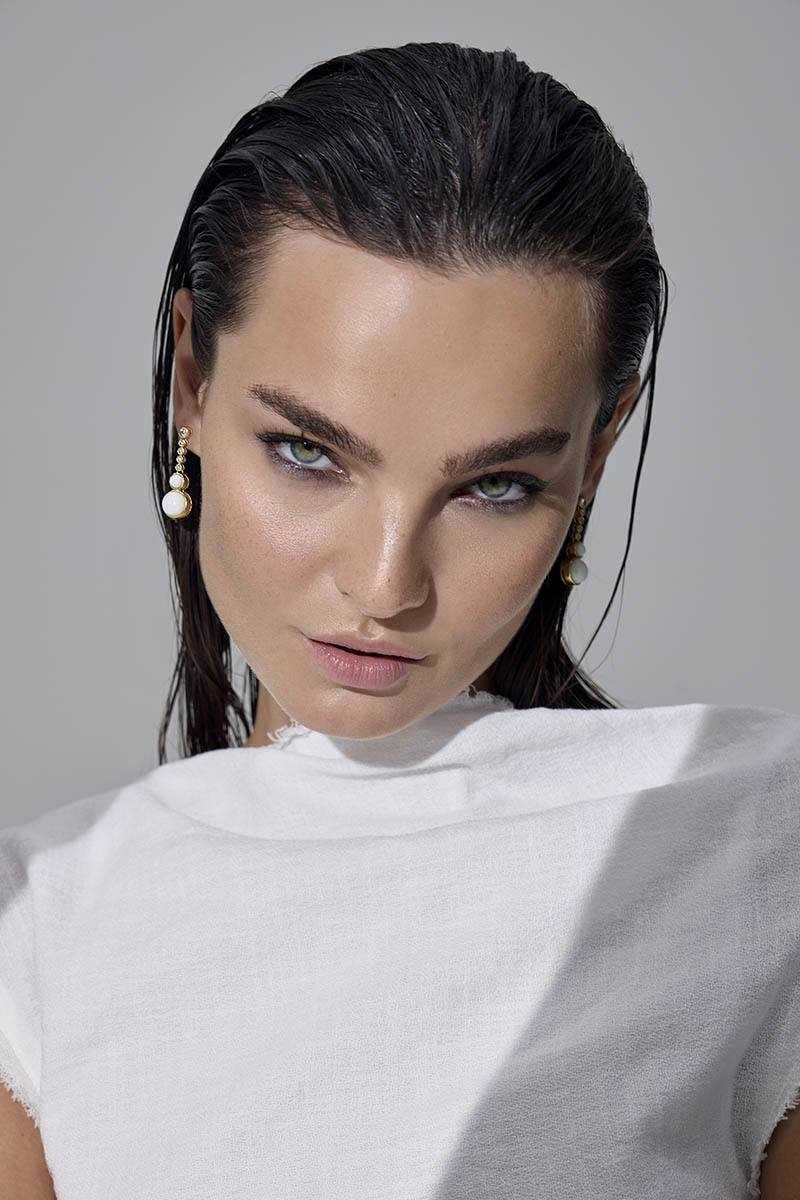 Night Earrings White