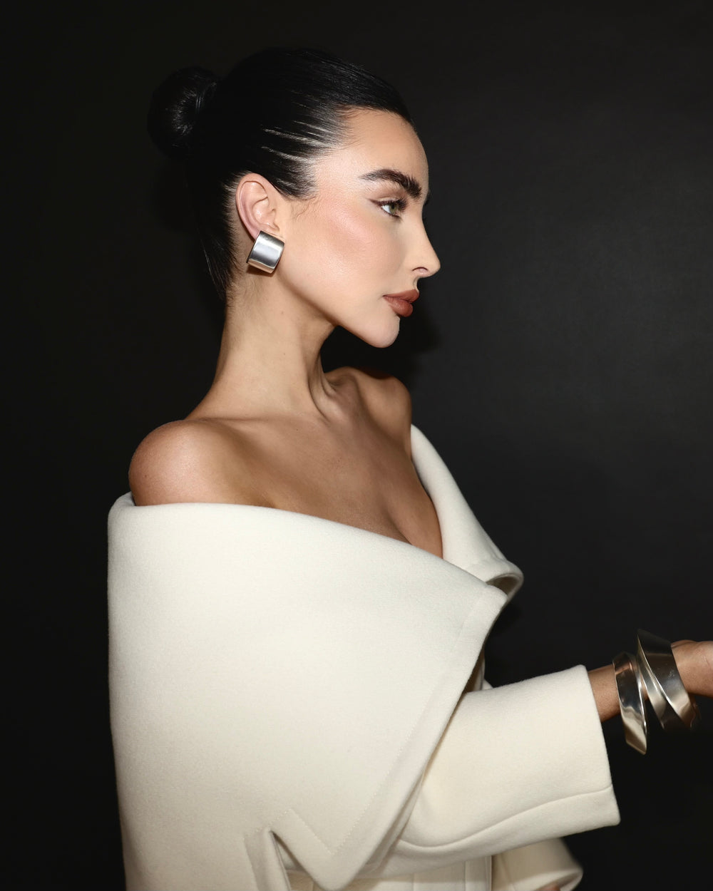 IXV11 Small Earring Silver