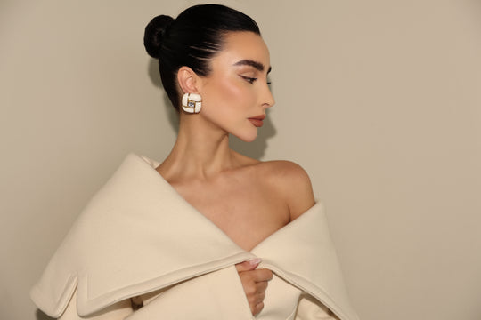 IXV16 Earring White Stone