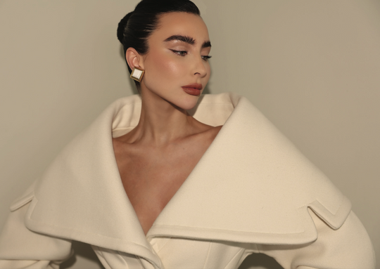 IXV14 Earring White Stone